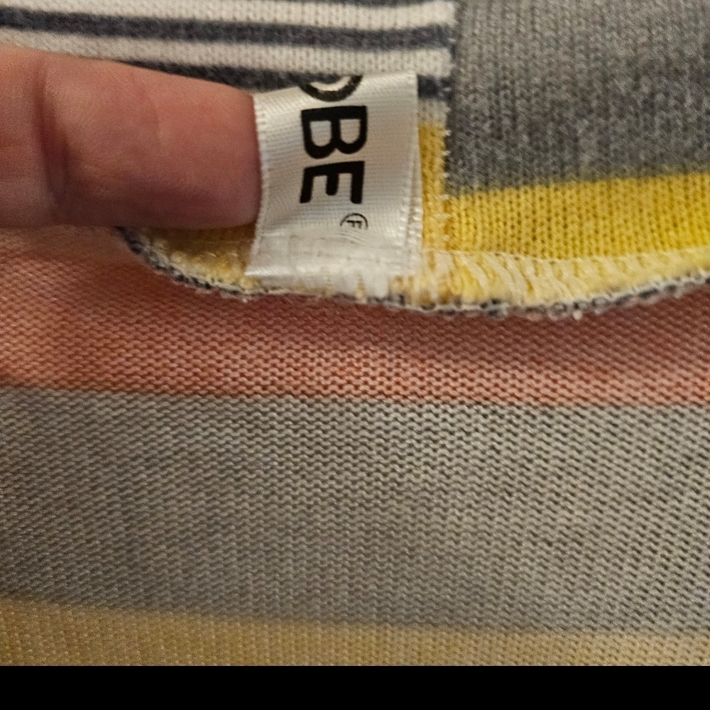 Vibrant Striped Women's Cardigan - Picture 3 of 6